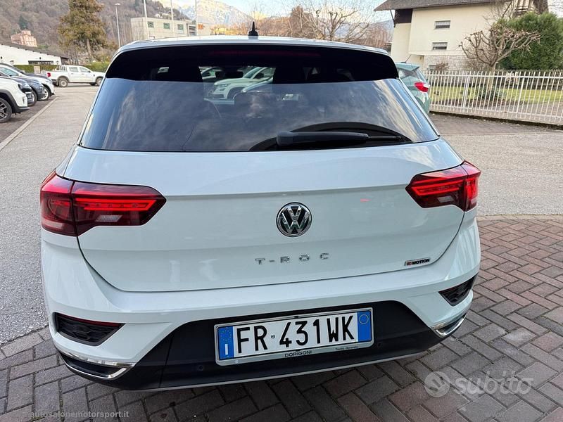Usata VW T-Roc 150 CV (110 kW) 2018 Bianco SUV