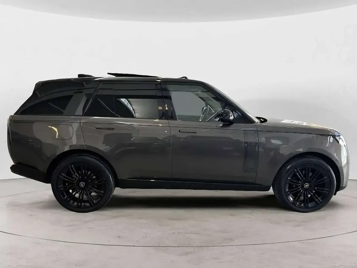 Usata Land Rover Range Rover Autobiography 249 CV (183 kW) 2022 Grigio SUV