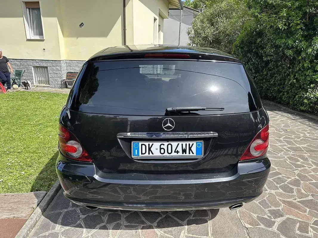 Usata Mercedes R320 224 CV (164 kW) 2008 Monovolume
