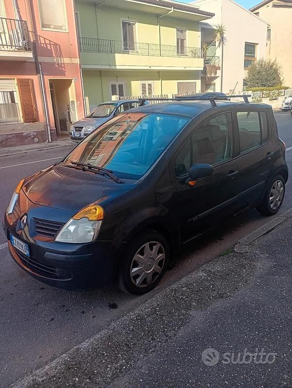 Usata Renault Modus 82 CV (60 kW) 2006 Monovolume