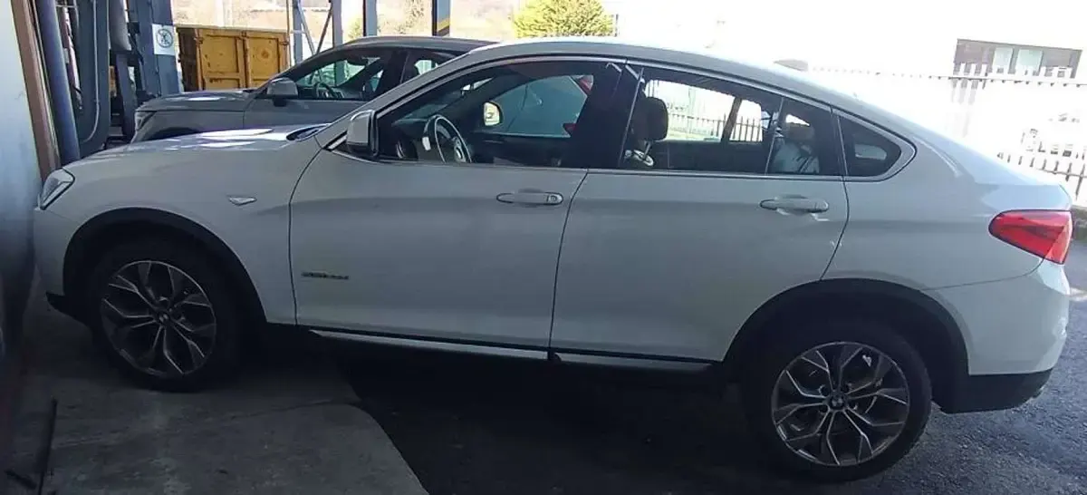 Usata BMW X4 Advantage 190 CV (139 kW) 2016 Bianco SUV