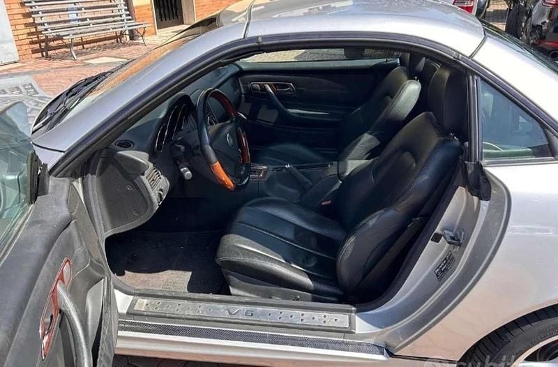 Usata Mercedes SLK320 218 CV (160 kW) 2001 Cabrio