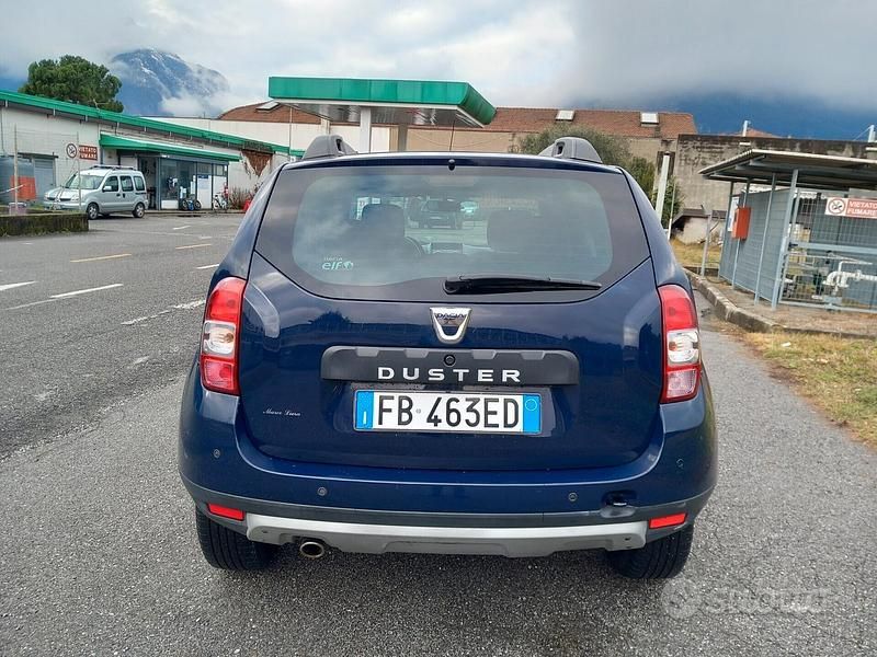 Usata Dacia Duster 110 CV (80 kW) 2015 Blu SUV
