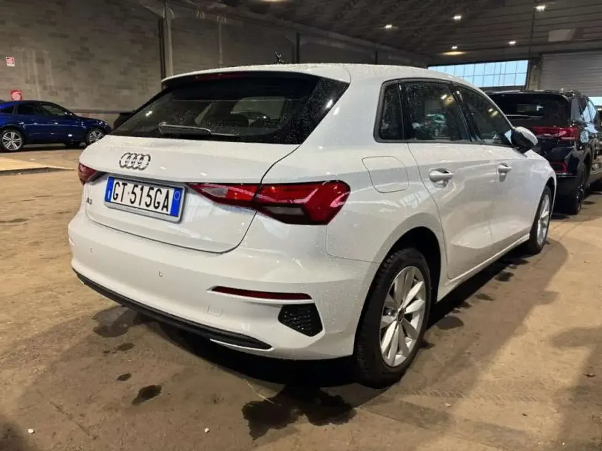 Usata Audi A3 150 CV (110 kW) 2024 Bianco Berlina