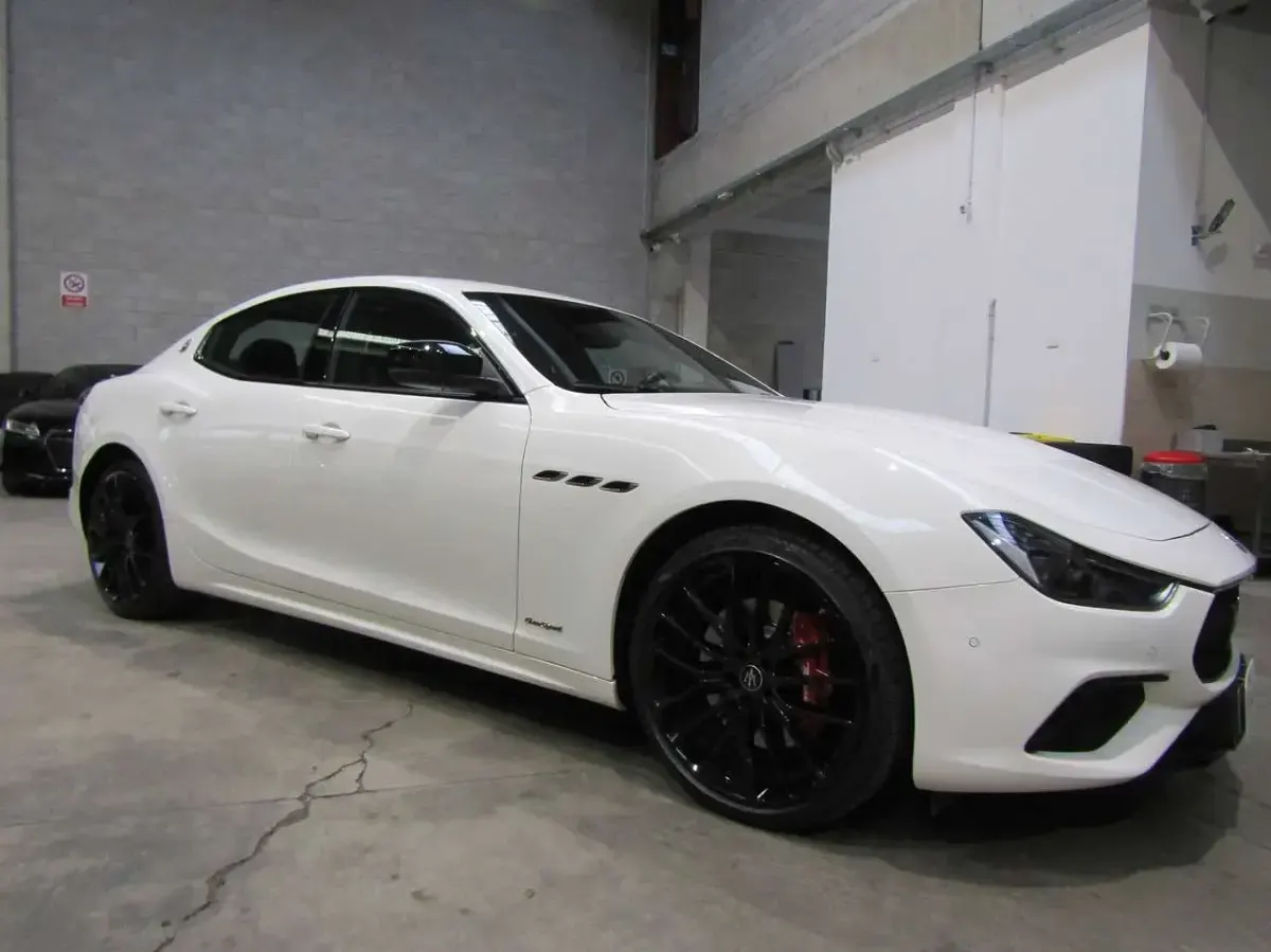 Usata Maserati Ghibli 349 CV (256 kW) 2022 Bianco Berlina
