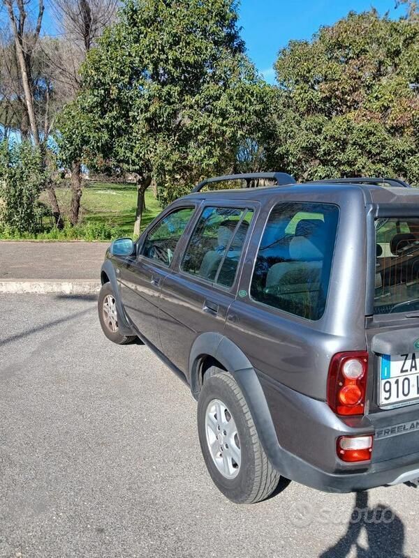 Usata Land Rover Freelander 2004 Grigio SUV