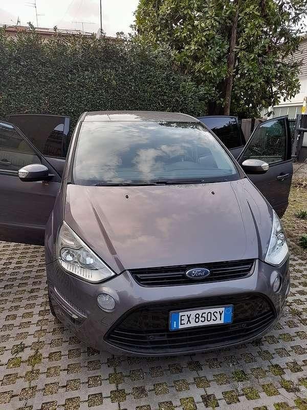 Usata Ford S-MAX S 140 CV (102 kW) 2014 Bronzo Monovolume