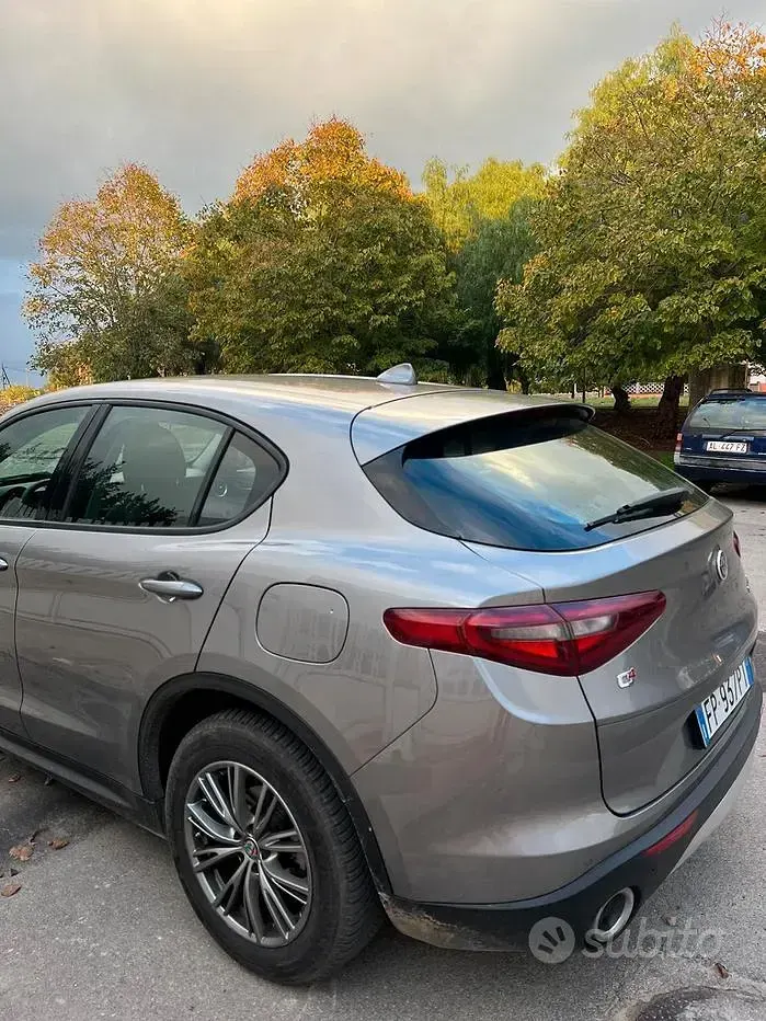 Usata Alfa Romeo Stelvio 210 CV (154 kW) 2018 Grigio SUV