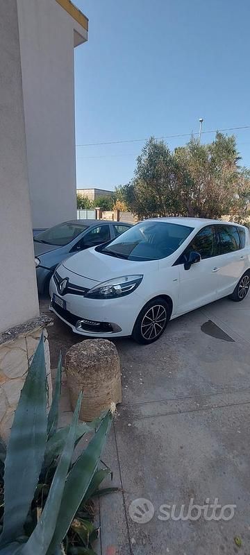 Bianco Usata 2013 Renault Scénic Monovolume | 7000 € - Immagine 1/4
