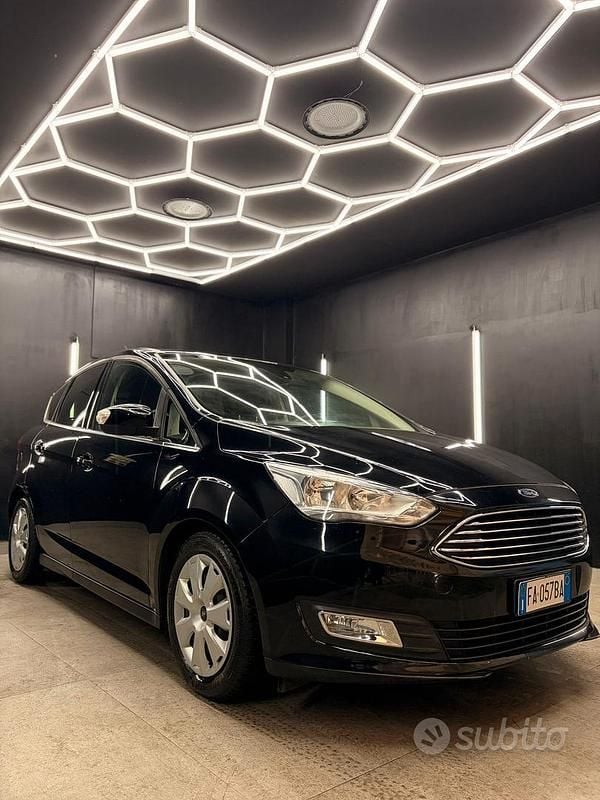 Usata Ford C-MAX 125 CV (91 kW) 2015 Nero Monovolume