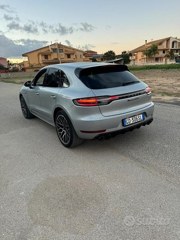 Usata Porsche Macan GTS 381 CV (280 kW) 2021 Grigio SUV
