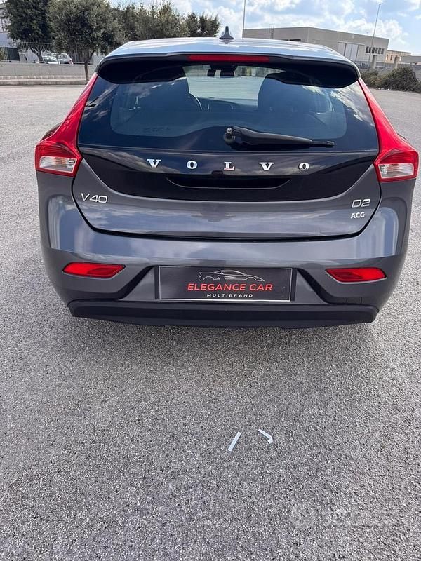 Second-hand Volvo V40 Kinetic 115 CP (84 kW) 2013 Break