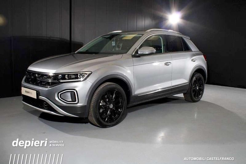 Usata VW T-Roc Style 150 CV (110 kW) 2024 Argento SUV