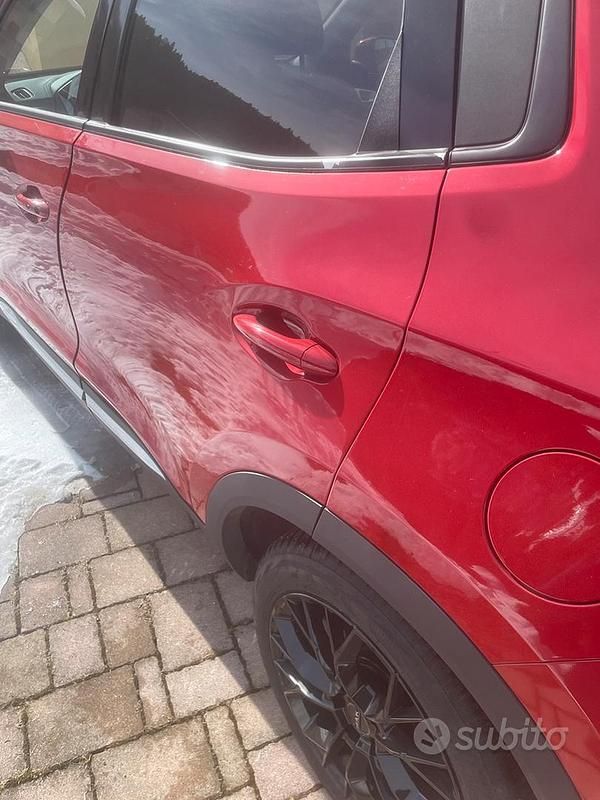 Usata DR DR 5.0 155 CV (114 kW) 2021 Rosso SUV