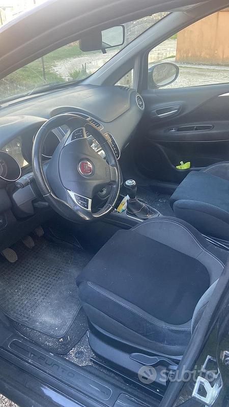 Usata Fiat Punto 95 CV (69 kW) 2017 Nero Utilitaria