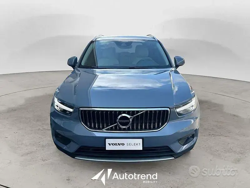 Usata Volvo XC40 Inscription 211 CV (155 kW) 2021 Grigio SUV