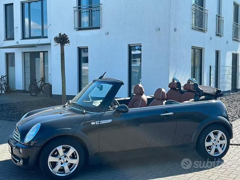 Usata Mini One Cabriolet 89 CV (65 kW) 2007 Nero Cabrio