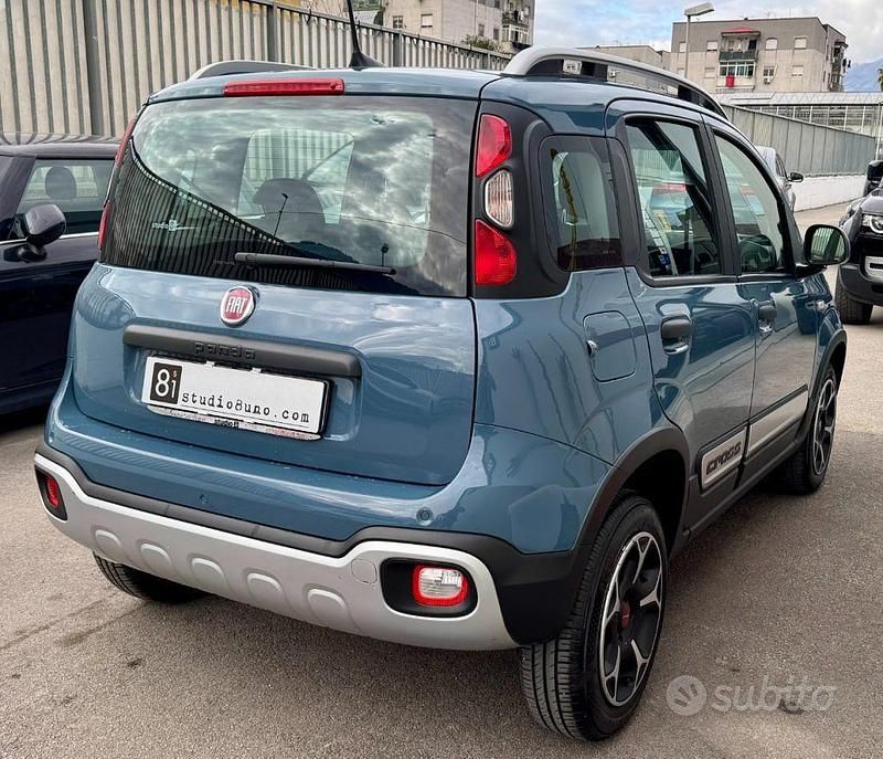 Usata Fiat Panda Cross Cross 84 CV (61 kW) 2021 Blu Utilitaria