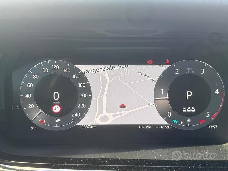 Usata Land Rover Range Rover evoque 160 CV (117 kW) 2024 Nero SUV