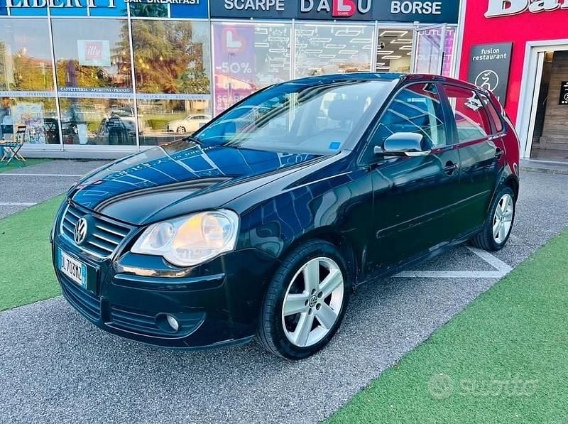 Usata VW Polo Comfortline 80 CV (58 kW) 2007 Nero Utilitaria