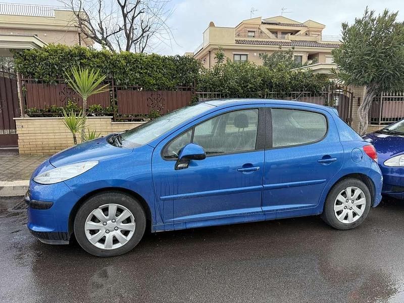 Usata Peugeot 207 68 CV (50 kW) 2006 Berlina