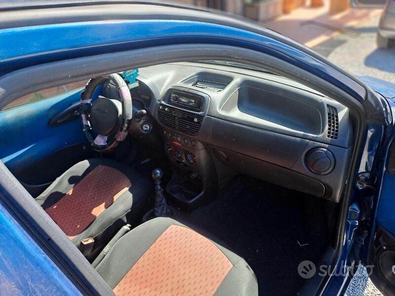 Usata 2003 Fiat Punto Due volumi | 1400 € - Immagine 1/4