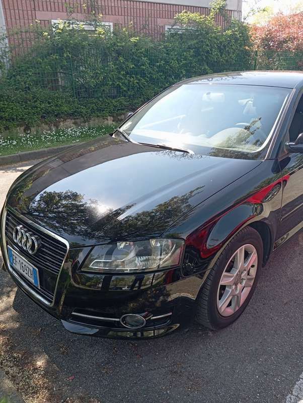 Usata 2011 Audi A3 Young Tre volumi | 4800 € (Ottimo prezzo) - Immagine 1/4