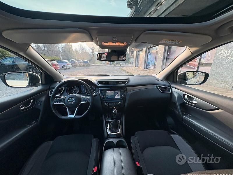 Usata Nissan Qashqai N-Connecta 150 CV (110 kW) 2019 Bianco SUV