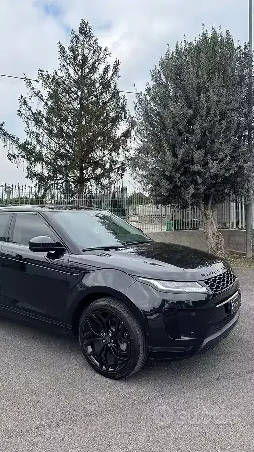 Usata Land Rover Range Rover evoque 150 CV (110 kW) 2021 Nero SUV