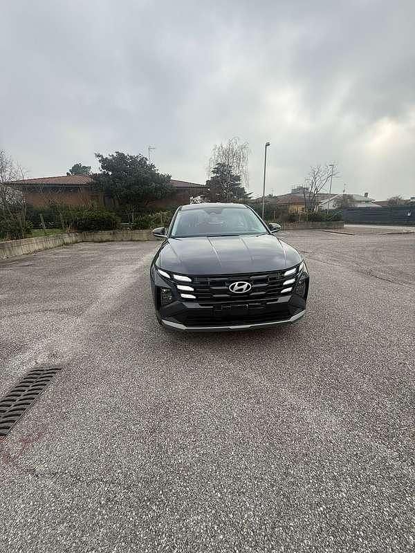 Usata Hyundai Tucson 160 CV (117 kW) 2025 Grigio SUV