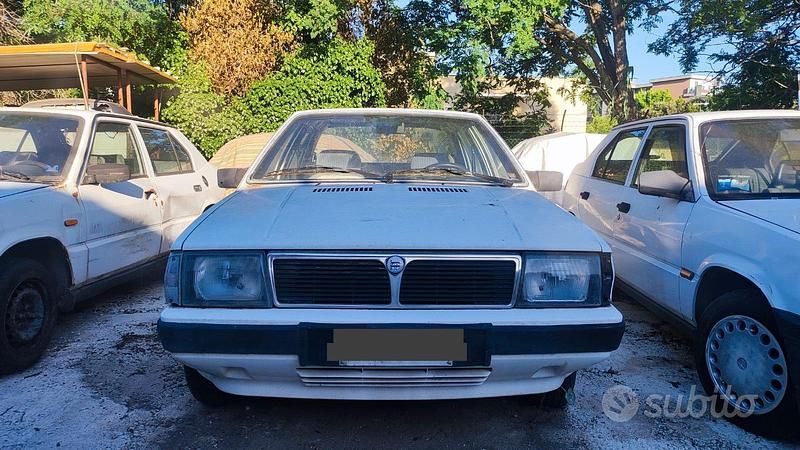 Usata Lancia Prisma 77 CV (56 kW) 1990 Berlina