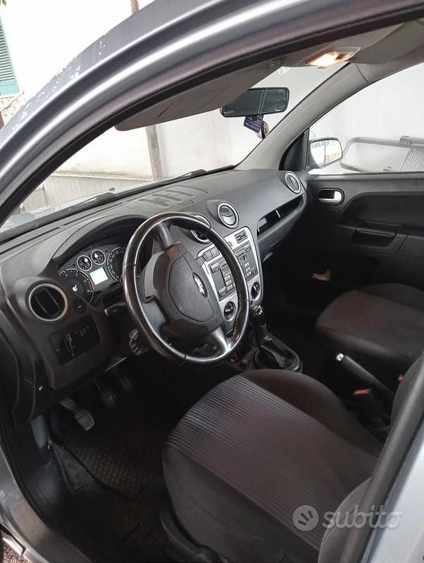Usata Ford Fusion 2005 Utilitaria