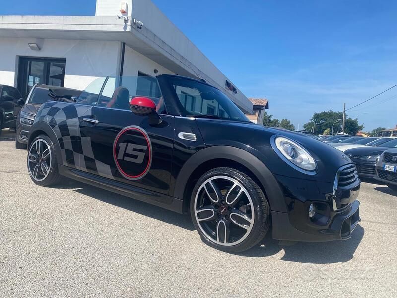 Nero Usata 2018 Mini Cooper D Cabriolet Cabrio | 19.500 € (Buon prezzo) - Immagine 1/4