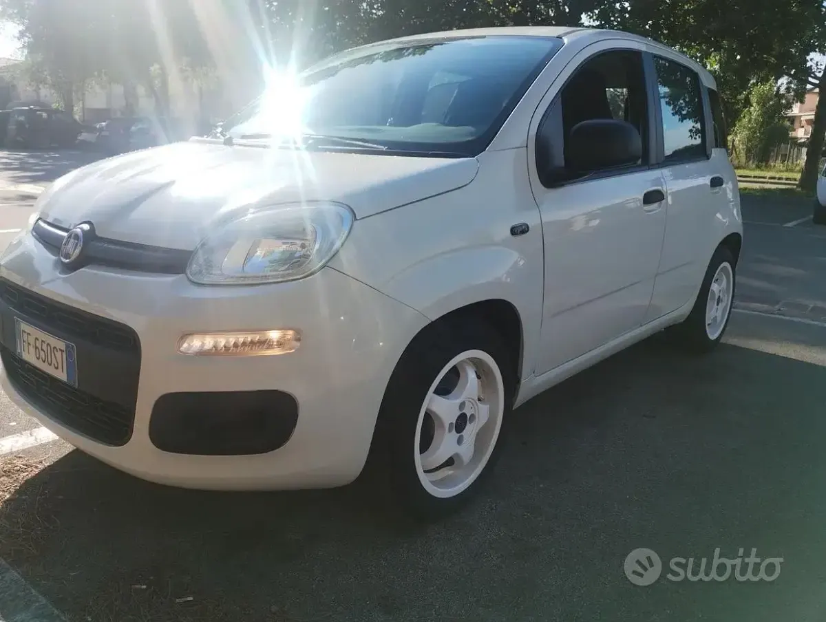 Usata Fiat Panda 95 CV (69 kW) 2016 Utilitaria