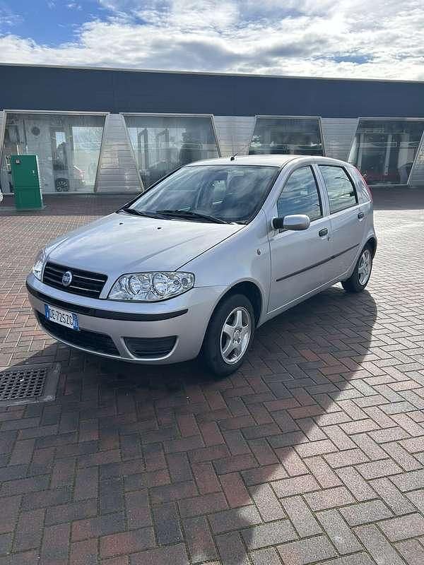 Usata Fiat Punto 60 CV (44 kW) 2007 Utilitaria