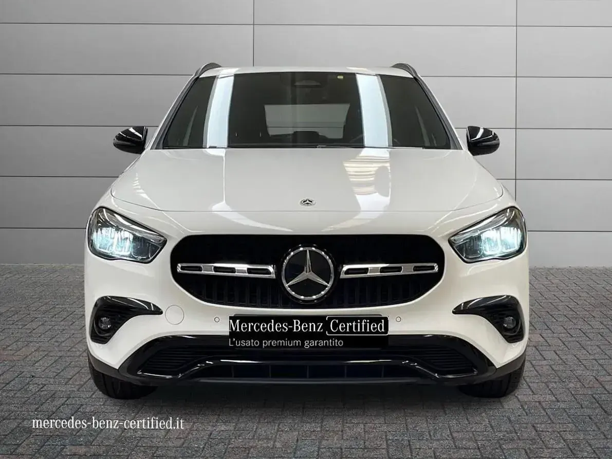 Usata Mercedes GLA200 Advanced Plus 150 CV (110 kW) 2024 Bianco SUV