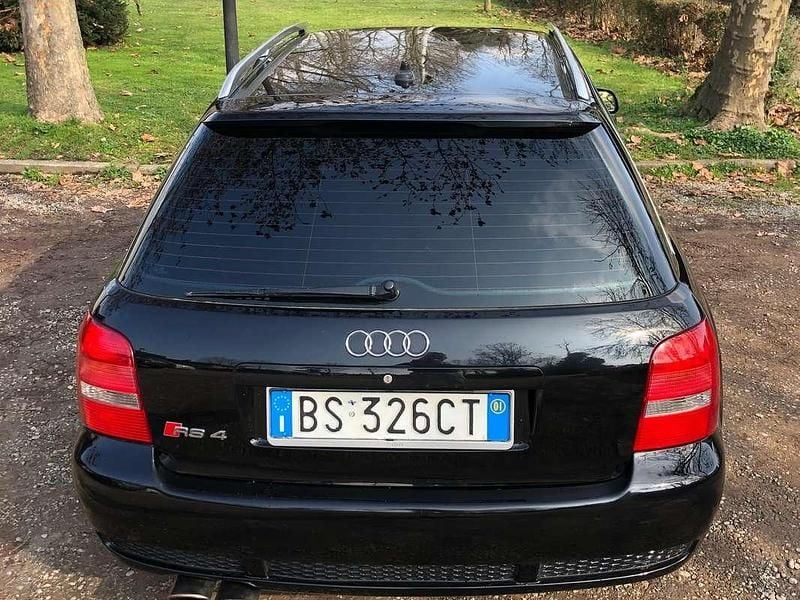 Usata Audi RS4 Ambiente 381 CV (280 kW) 2001 Nero Station wagon