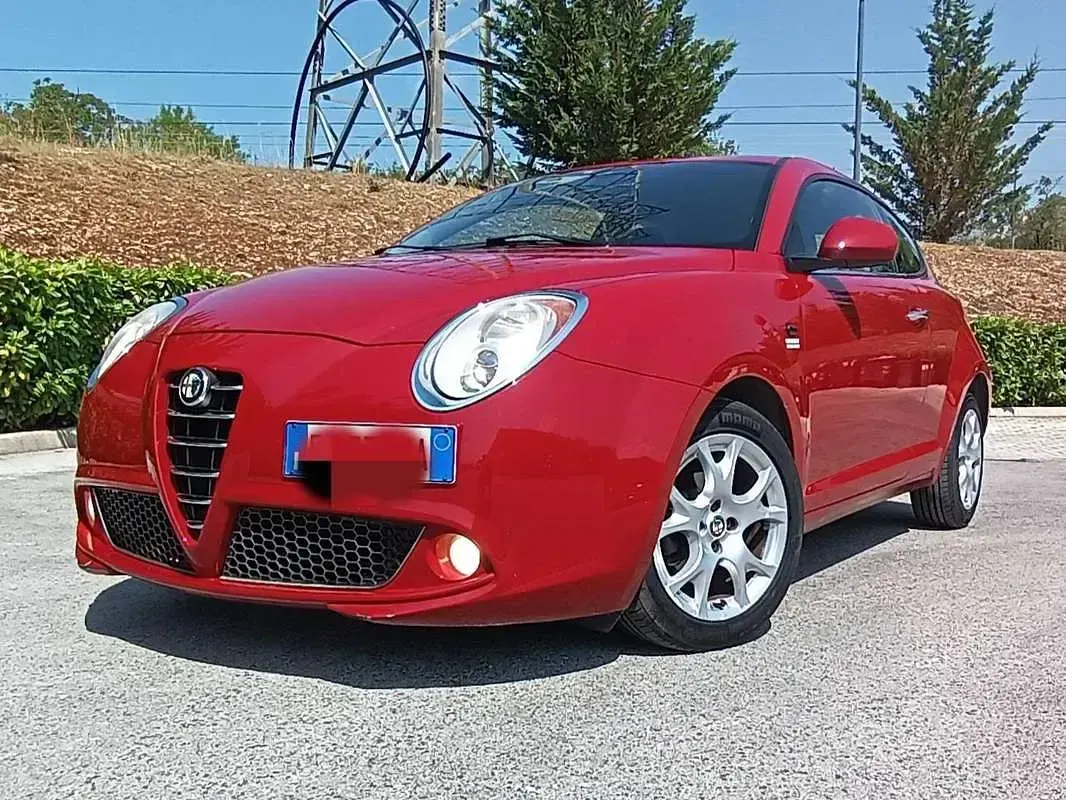 Usata Alfa Romeo MiTo Distinctive 105 CV (77 kW) 2014 Rosso Utilitaria