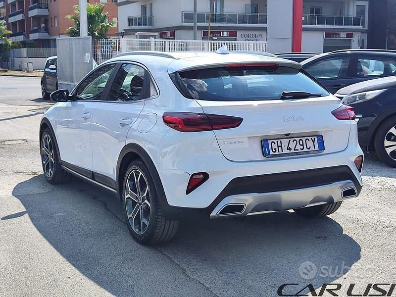 Usata Kia XCeed 120 CV (88 kW) 2022 Bianco SUV