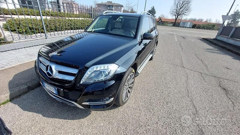 Usata Mercedes GLK250 204 CV (150 kW) 2013 Nero SUV