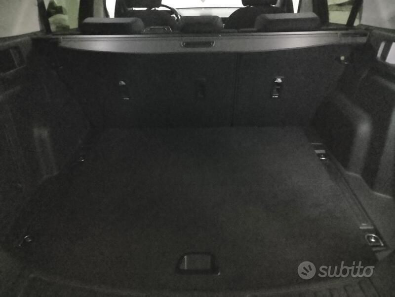Usata Land Rover Discovery Sport 190 CV (139 kW) 2015 Bianco SUV