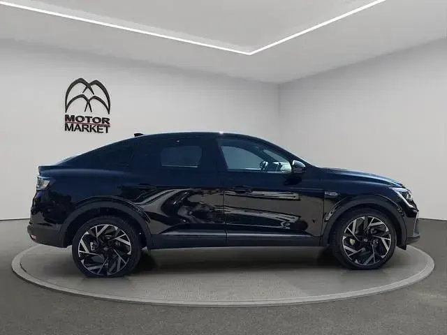 Usata Renault Arkana Esprit Alpine 143 CV (105 kW) 2024 Nero / black SUV
