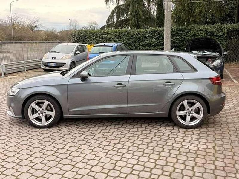 Usata Audi A3 Sport 116 CV (85 kW) 2017 Grigio Berlina