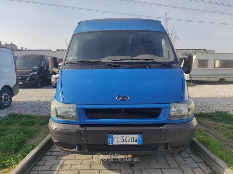 Usata Ford Transit 86 CV (63 kW) 2002 Blu Berlina