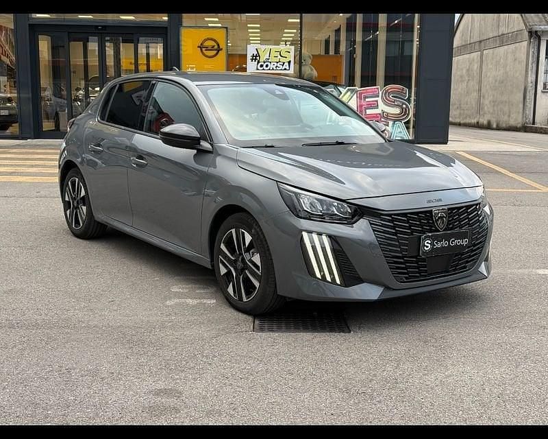 Usata Peugeot 208 Allure 101 CV (74 kW) 2025 Grigio Utilitaria
