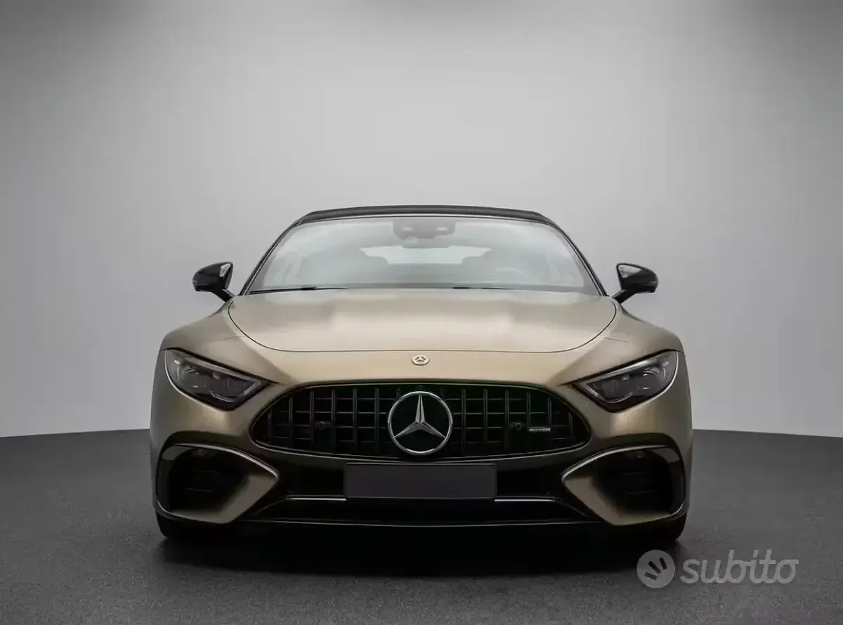 Usata Mercedes SL43 AMG AMG Line Premium Plus 381 CV (280 kW) 2023 Grigio magno Cabrio