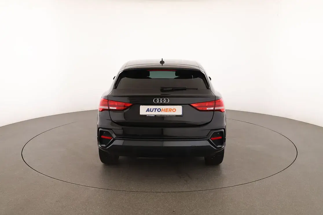 Usata Audi Q3 Sportback 150 CV (110 kW) 2021 Nero SUV