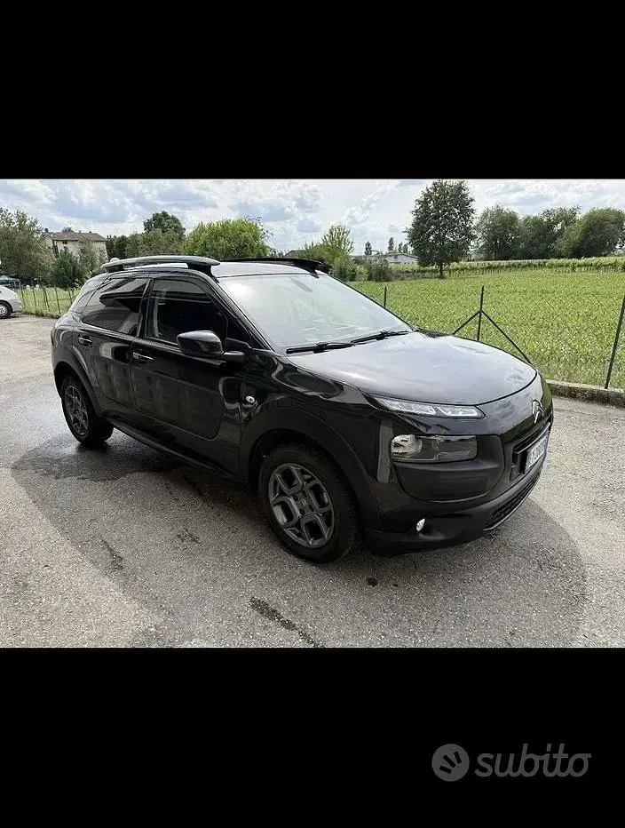 Usata Citroën C4 Cactus 110 CV (80 kW) 2015 Nero Utilitaria