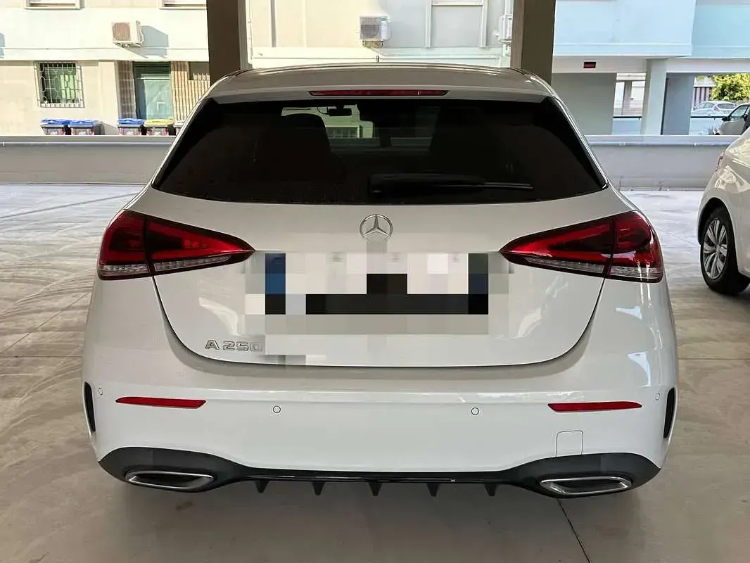 Usata Mercedes A250 Premium 224 CV (164 kW) 2020 Bianco Berlina