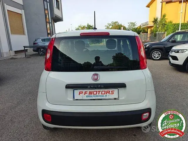Usata Fiat Panda Easy 69 CV (50 kW) 2020 Bianco Utilitaria